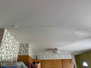 crack in ceiling