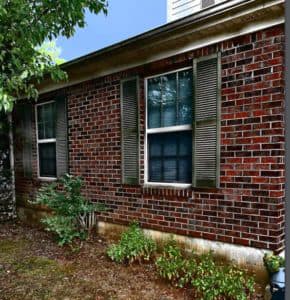 brick house with slab foundation